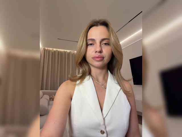 Nataliecroys webcam
