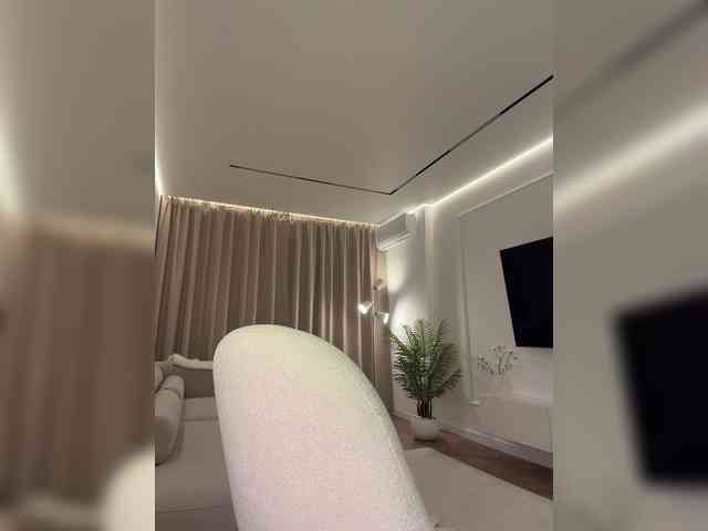 Nataliecroys webcam