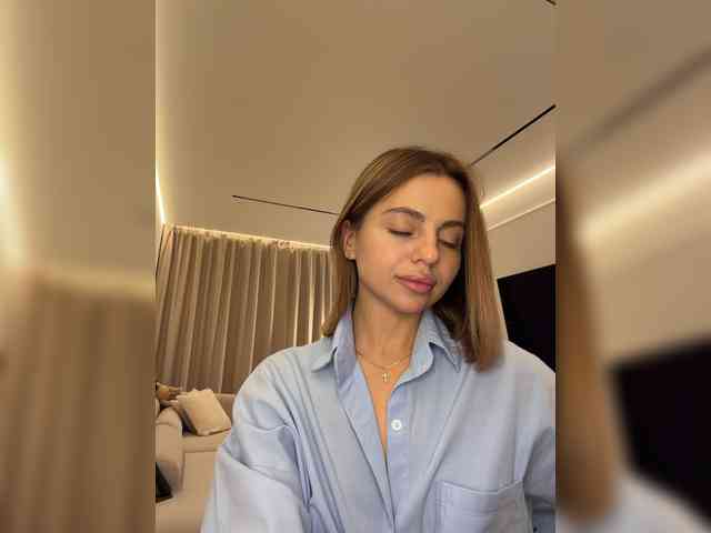 Nataliecroys webcam