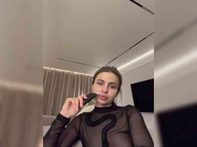 Модель: Nataliecroys