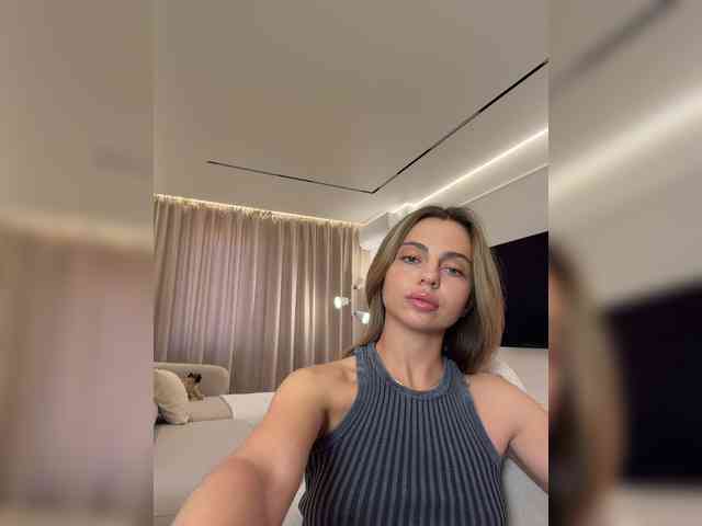 Nataliecroys webcam