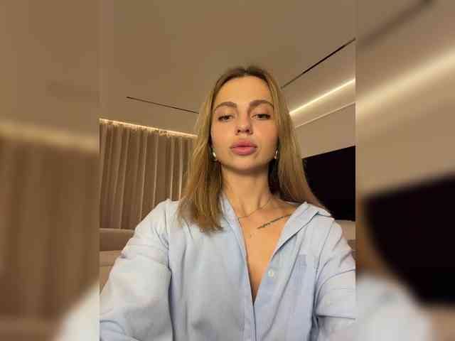 Nataliecroys webcam