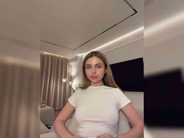 Nataliecroys webcam