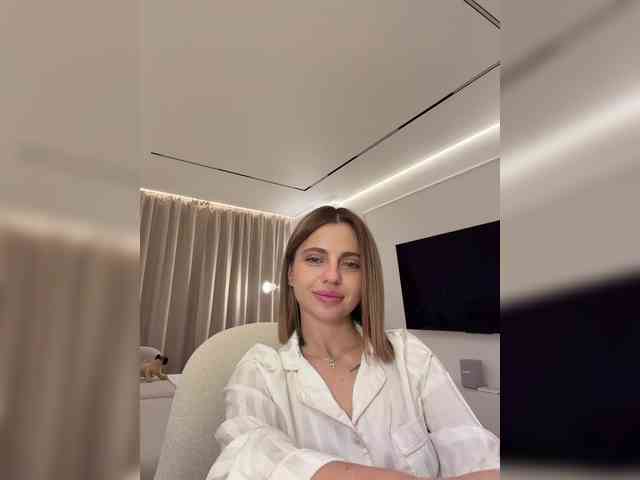Nataliecroys webcam