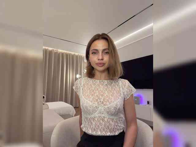 Nataliecroys webcam