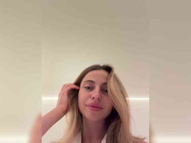 Nataliecroys webcam