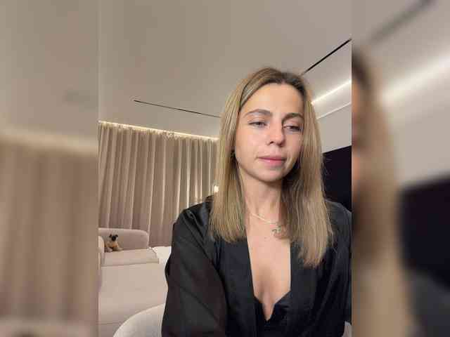 Nataliecroys webcam