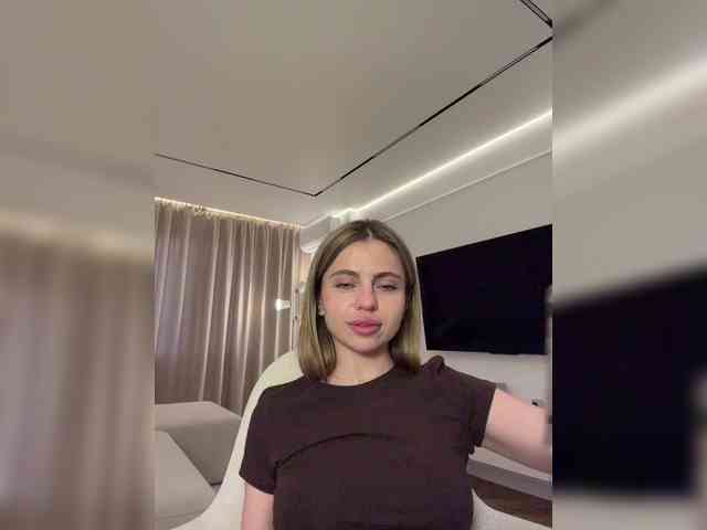 Nataliecroys webcam
