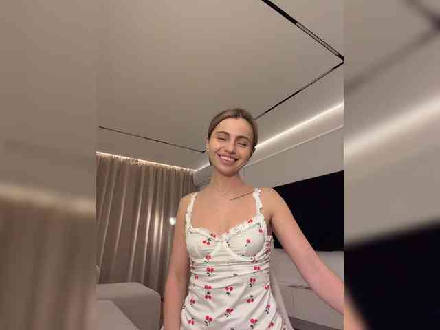 Nataliecroys webcam