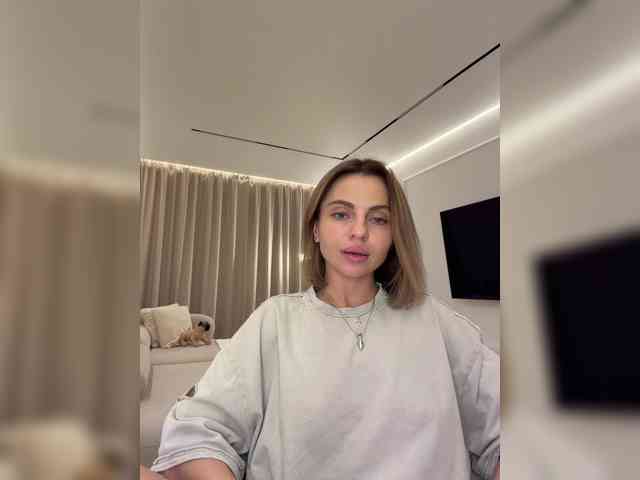 Nataliecroys webcam