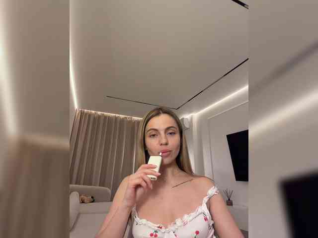 Nataliecroys webcam