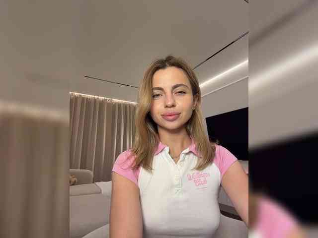 Nataliecroys webcam