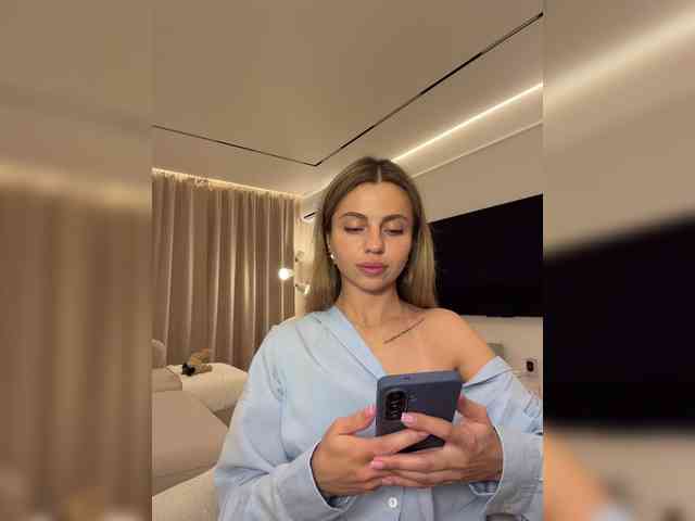 Nataliecroys webcam