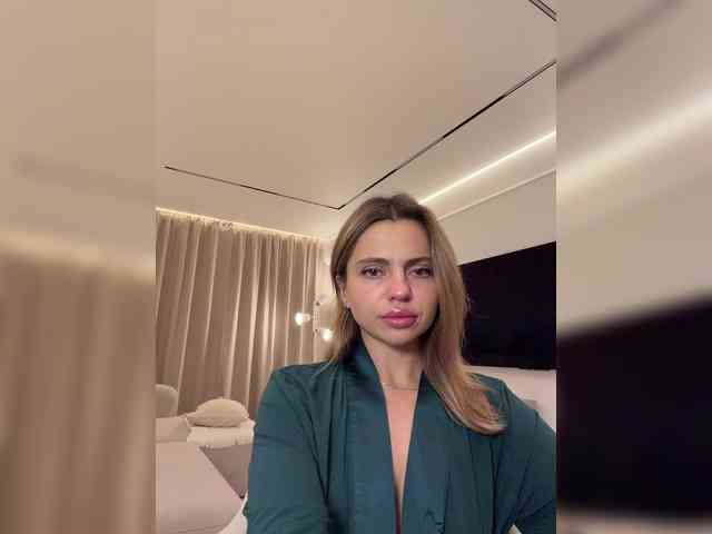 Nataliecroys webcam