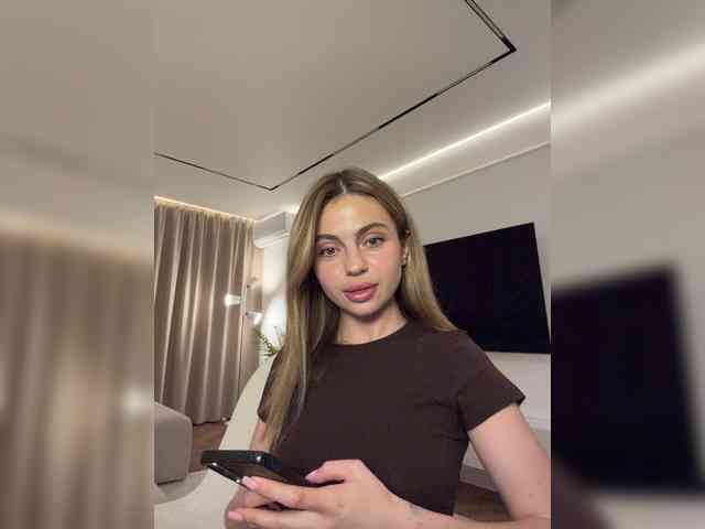 Nataliecroys webcam
