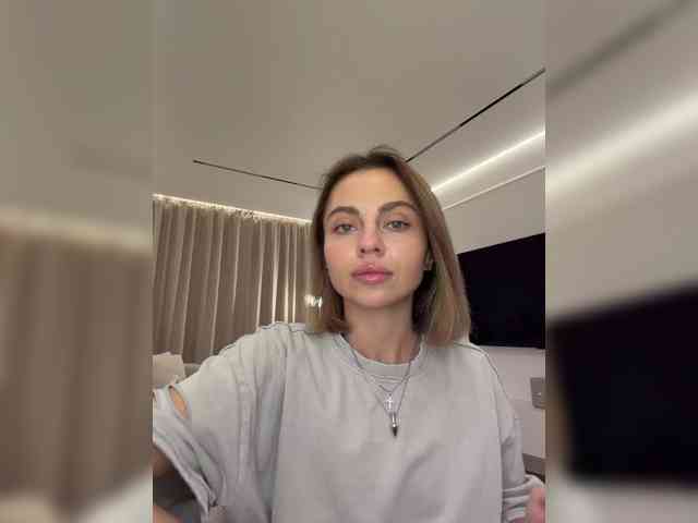 Nataliecroys webcam