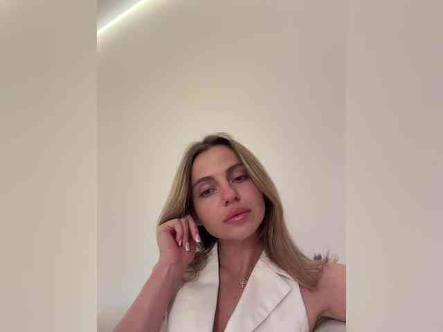Nataliecroys webcam