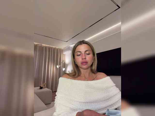Nataliecroys webcam