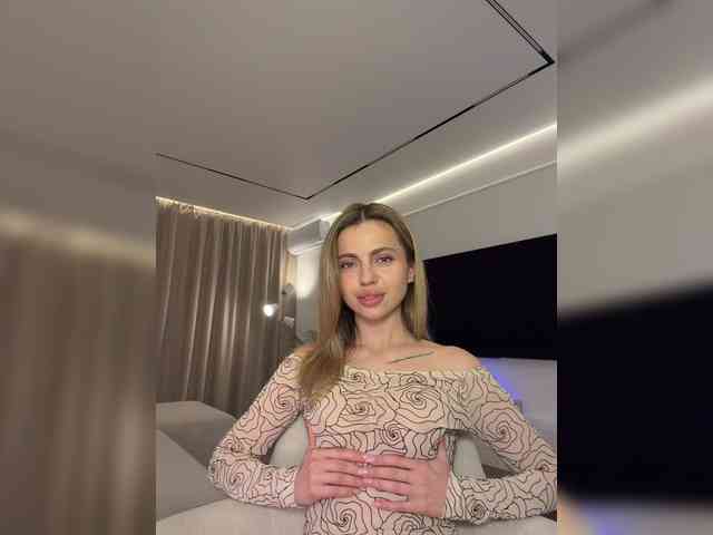 Nataliecroys webcam