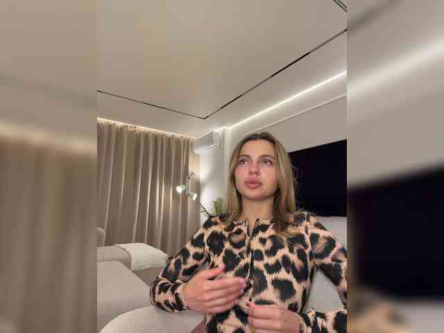Nataliecroys Sex Cam Show