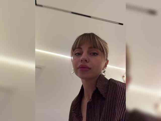 Nataliecroys webcam