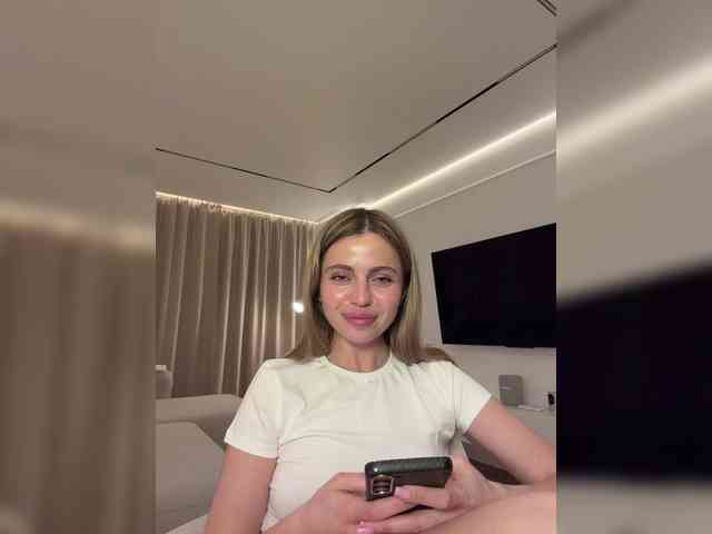 Nataliecroys webcam