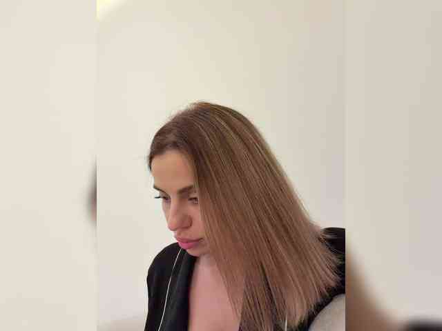 Nataliecroys's cam show statistics and live stream