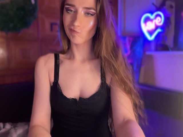 CandyBoom live cam on BongaCams