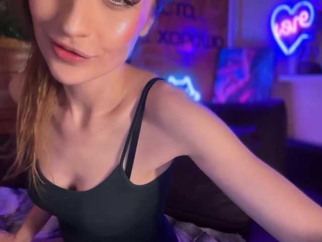 CandyBoom live cam on BongaCams