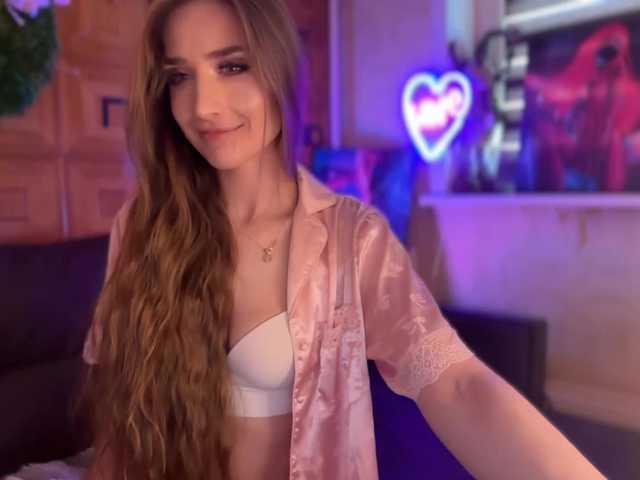 CandyBoom live cam on BongaCams