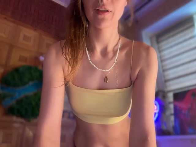 CandyBoom live cam on BongaCams