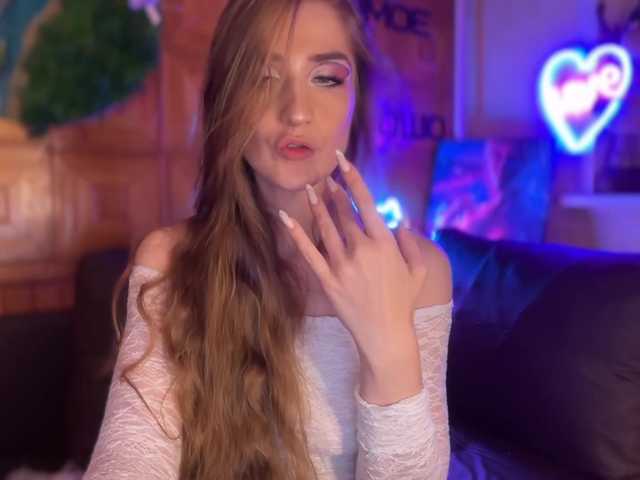 CandyBoom live cam on BongaCams