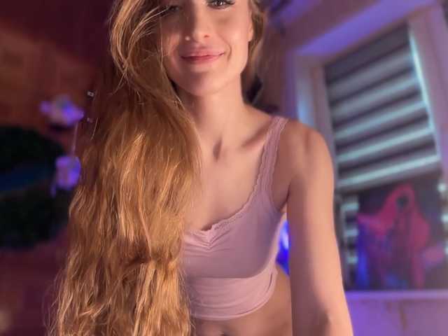 CandyBoom live cam on BongaCams