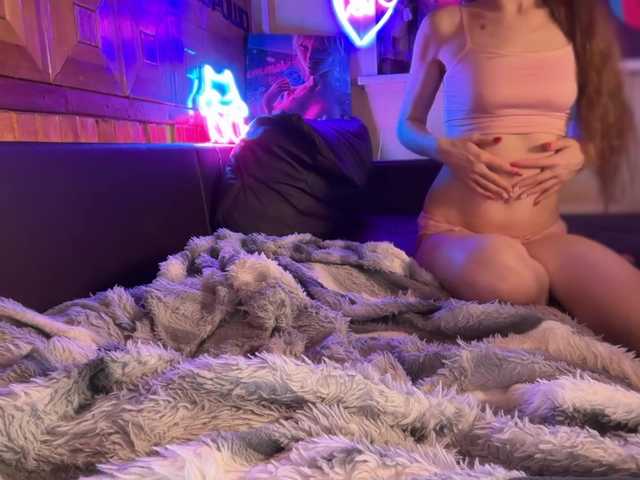CandyBoom live cam on BongaCams