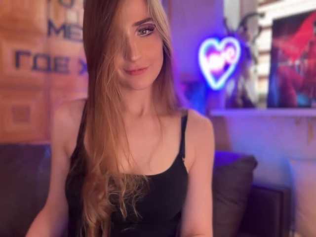 CandyBoom live cam on BongaCams