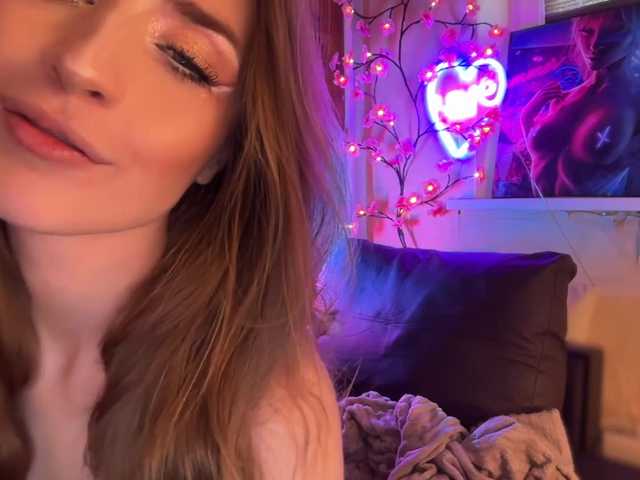CandyBoom live cam on BongaCams