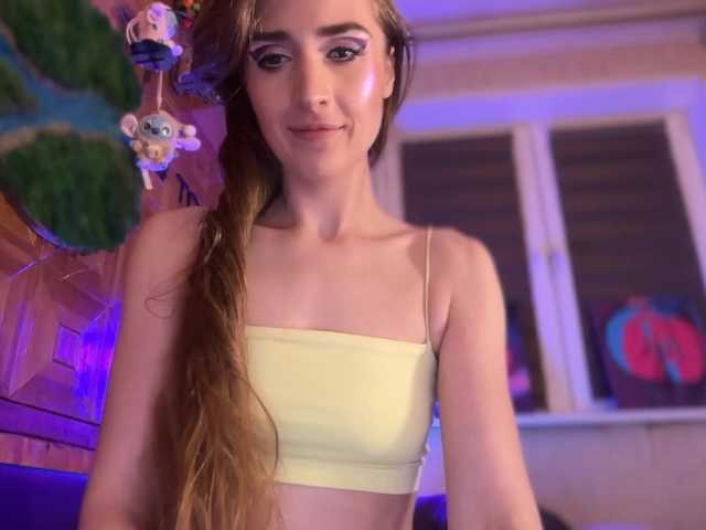 CandyBoom live webcam show