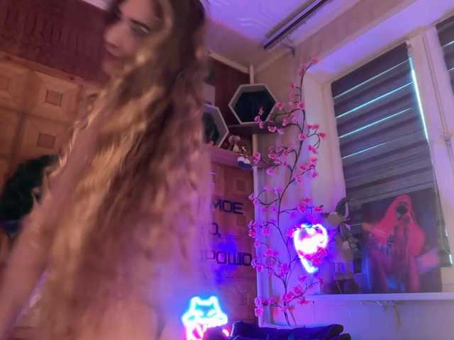 CandyBoom live cam on BongaCams