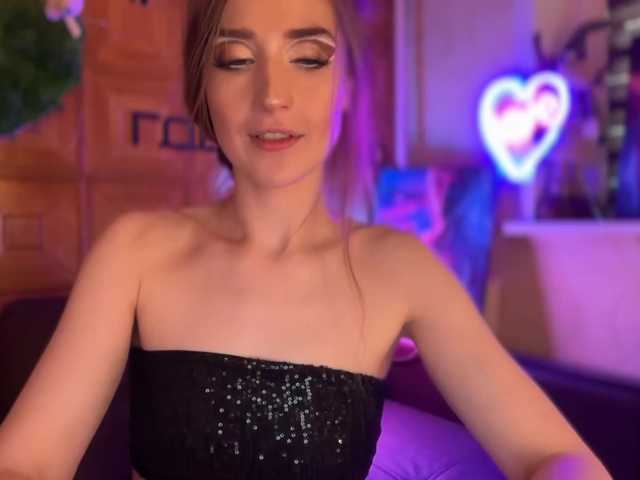 CandyBoom live cam on BongaCams