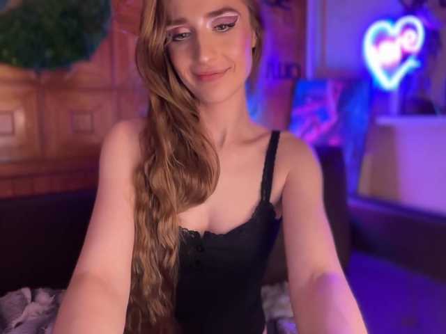 CandyBoom live cam on BongaCams
