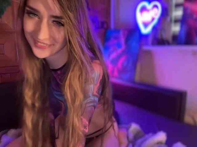 CandyBoom Sex Cam Show