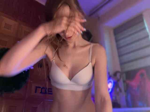 SweetyMeow webcam