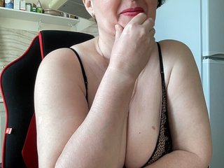 HotMilfPussy Porn Show