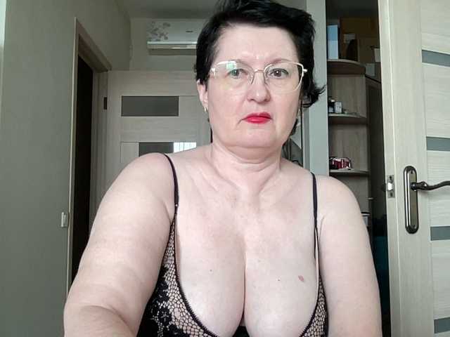HotMilfPussy live cam preview