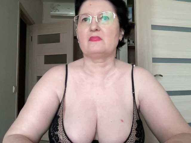 стрип от HotMilfPussy
