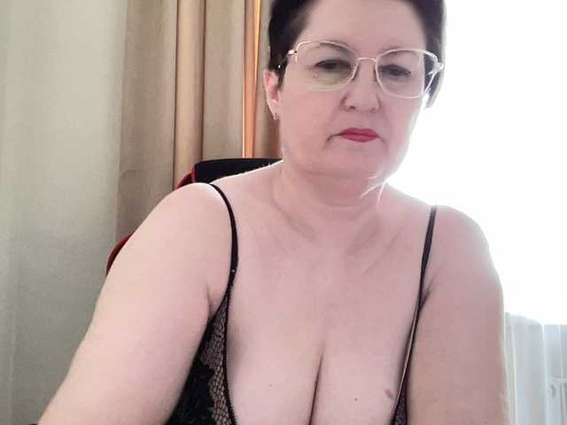 HotMilfPussy live cam on BongaCams