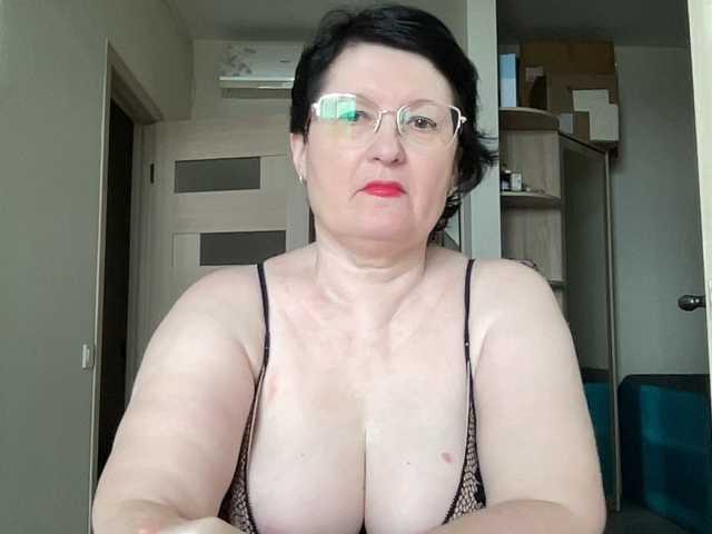 HotMilfPussy live cam preview