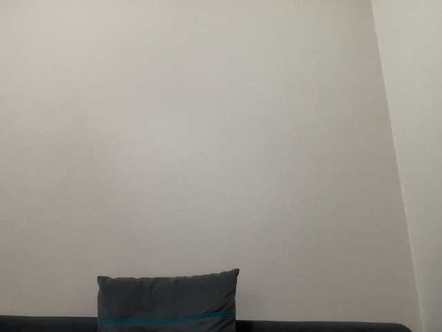 HotMilfPussy's BongaCams show and profile