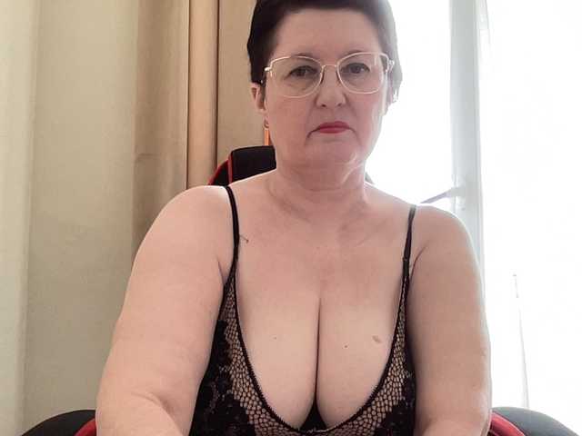 HotMilfPussy live cam on BongaCams