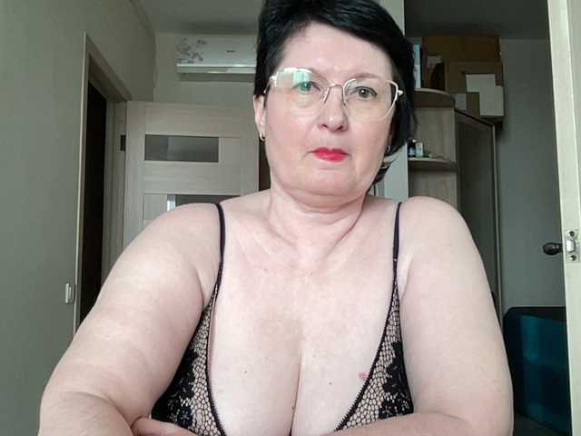 HotMilfPussy live cam on BongaCams
